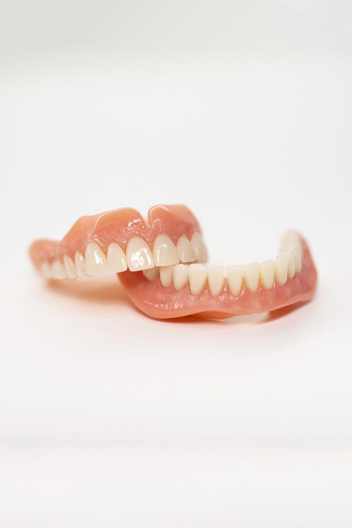 En protese skal føles som en naturlig del af munden